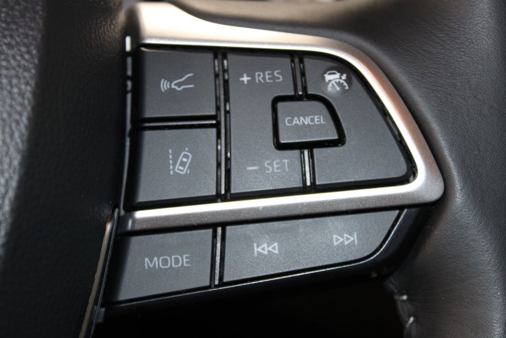 Used 2025 Toyota Highlander XSE image 49