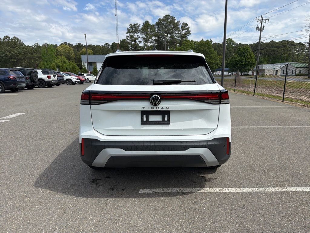 New 2026 Volkswagen Tiguan S FWD image 5