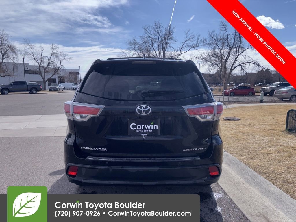 Used 2016 Toyota Highlander Limited w/ Driver Technology Package image 6