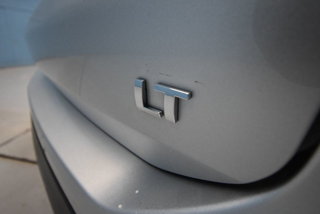 Used 2022 Chevrolet Equinox LT FWD image 40