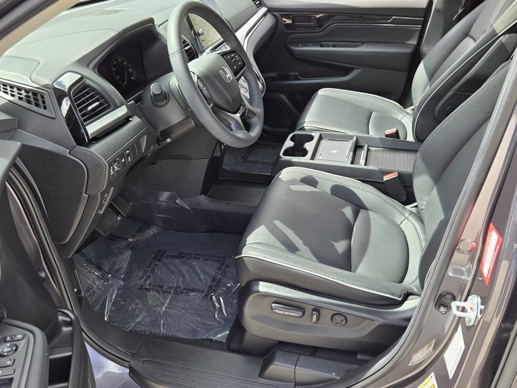 Certified 2026 Honda Odyssey Touring image 10