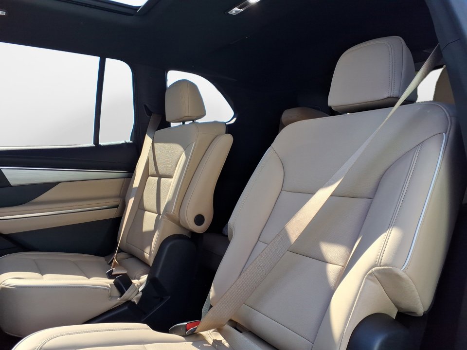 New 2026 Buick Enclave Preferred w/ Power Package image 11