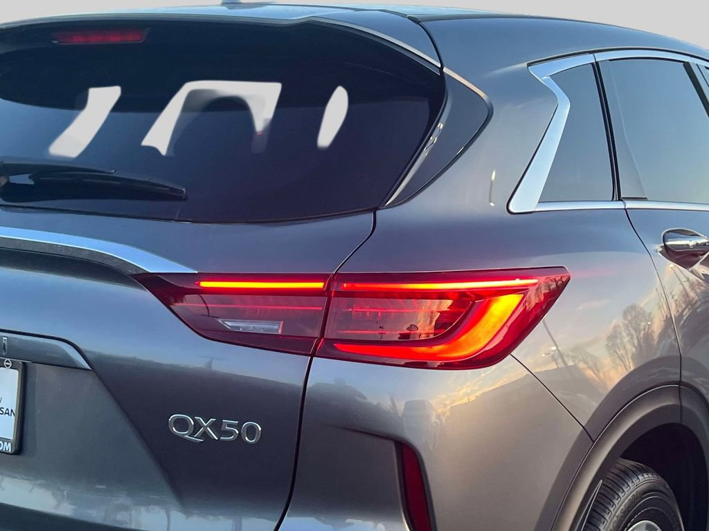 Used 2025 INFINITI QX50 Pure AWD/4WD image 10