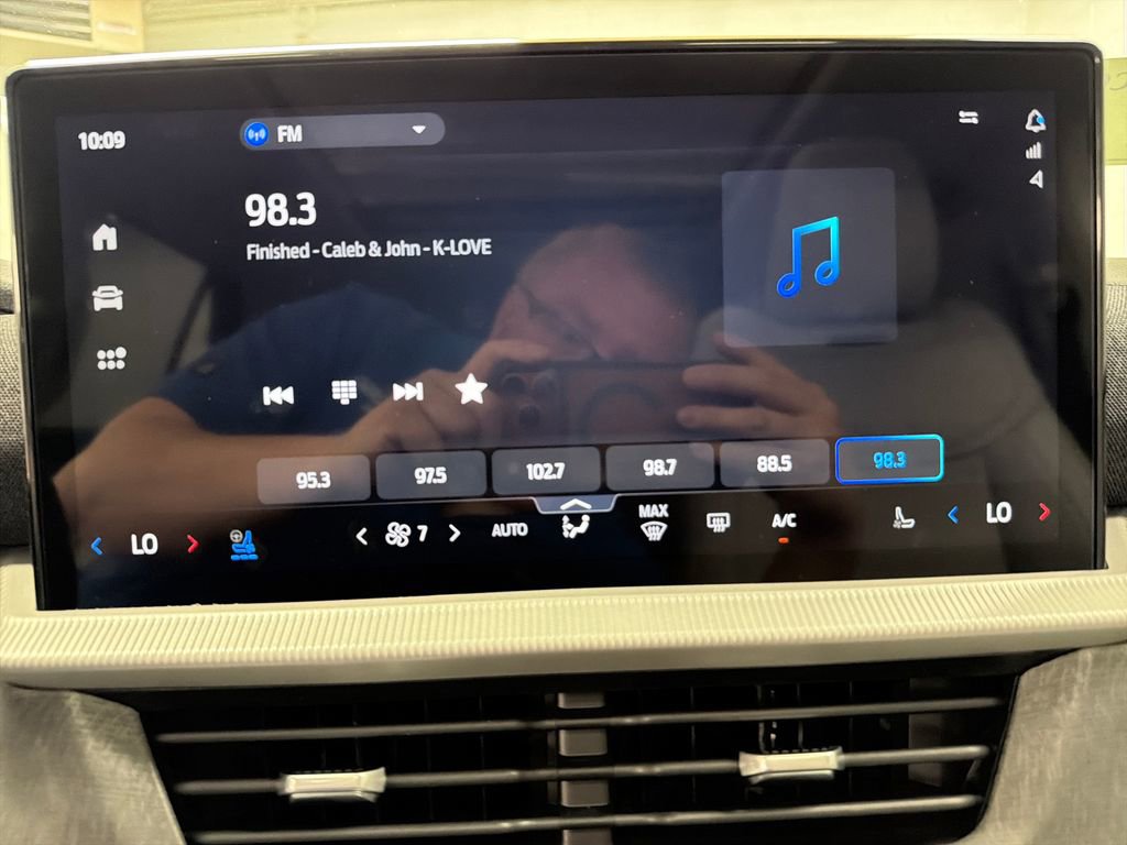 New 2026 Ford Explorer Platinum AWD/4WD image 24