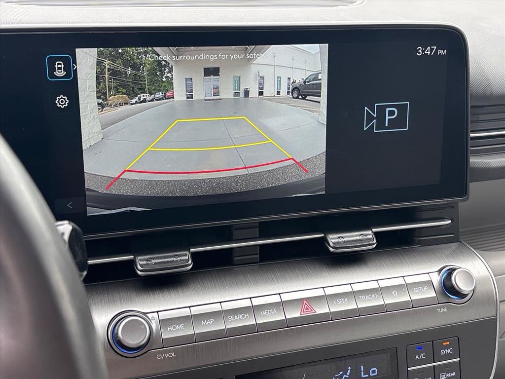 Used 2025 Hyundai Kona SEL AWD/4WD image 6