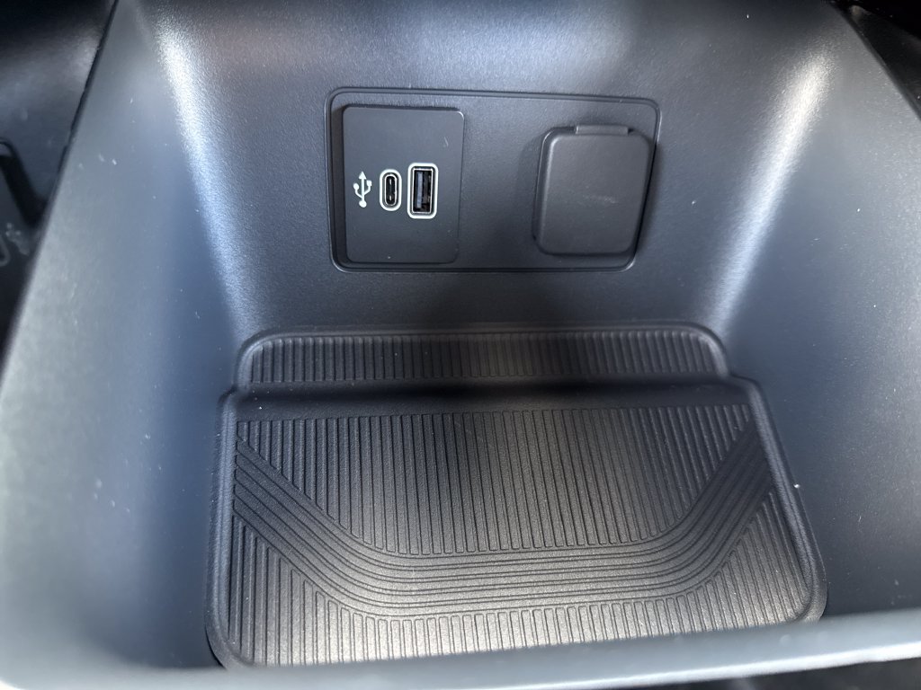 New 2026 Ford Explorer Platinum RWD image 33