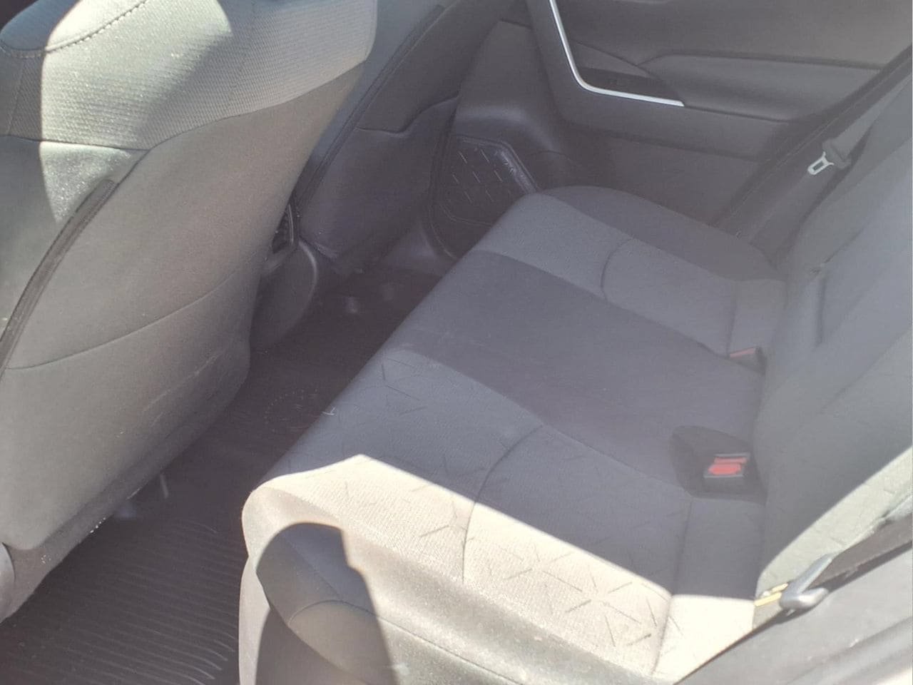 Used 2023 Toyota RAV4 XLE AWD/4WD image 11