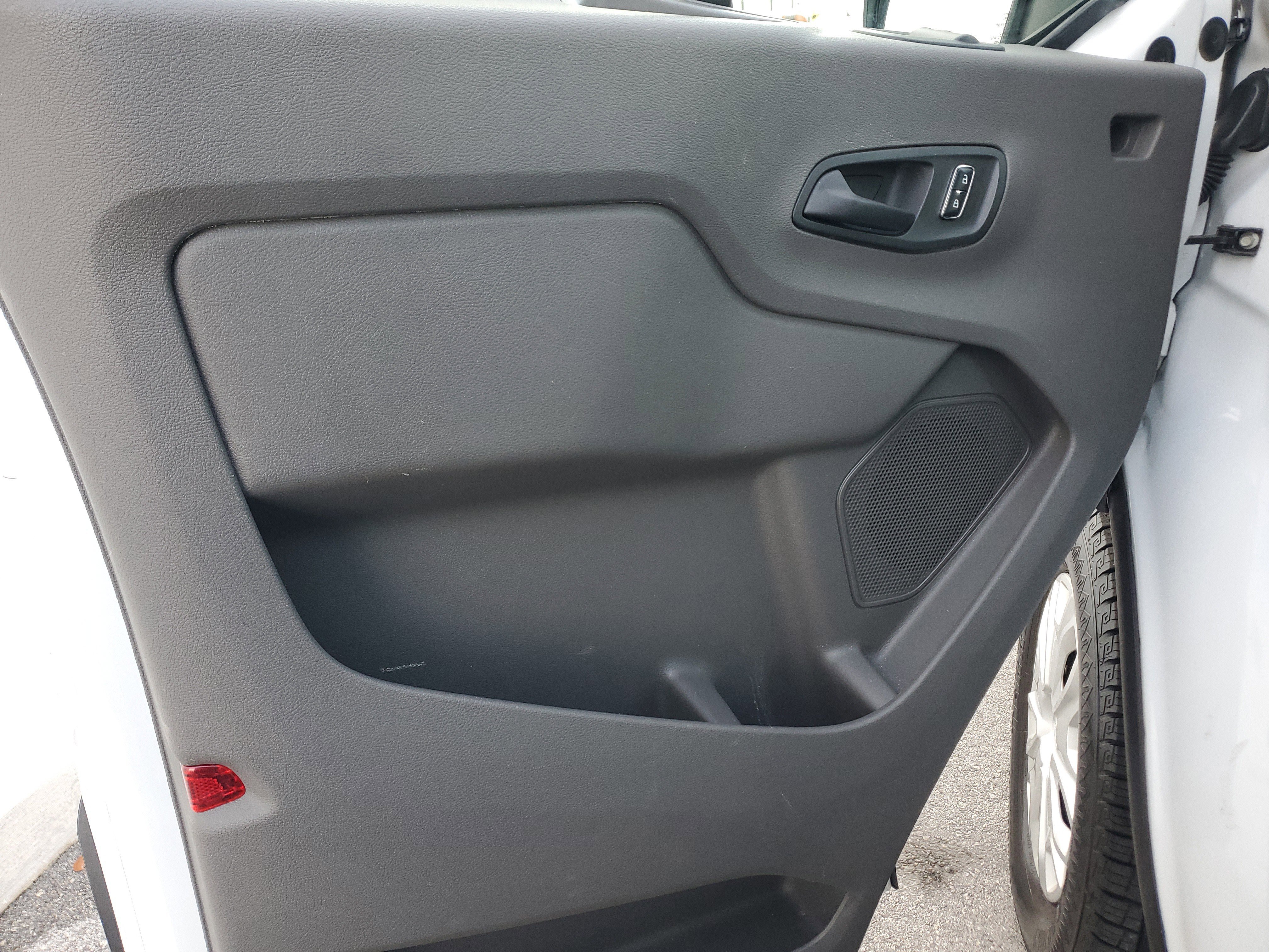 Used 2023 Ford Transit 350 XLT image 28