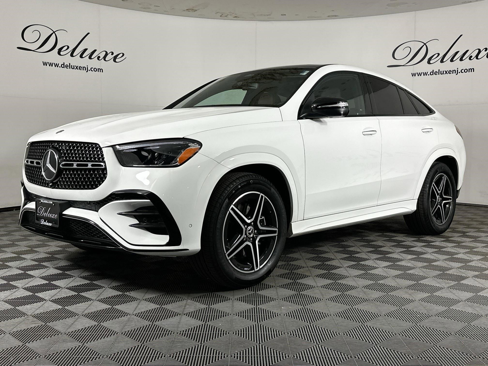 Used 2025 Mercedes-Benz GLE 450 4MATIC Coupe image 3