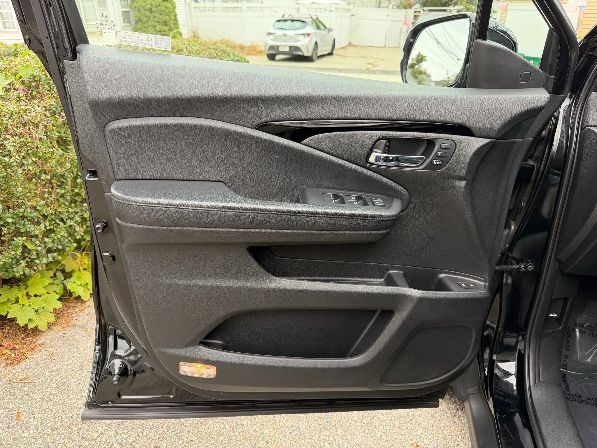 Used 2020 Honda Pilot Touring image 16