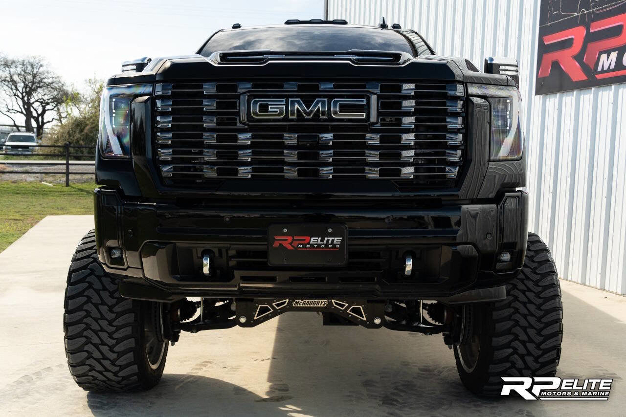 Used 2025 GMC Sierra 2500 Denali Ultimate image 18