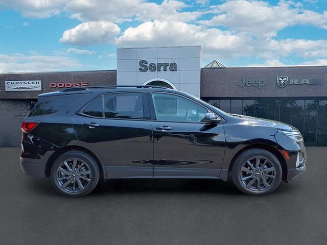 Used 2023 Chevrolet Equinox RS w/ LPO, Floor Liner Package AWD/4WD image 8