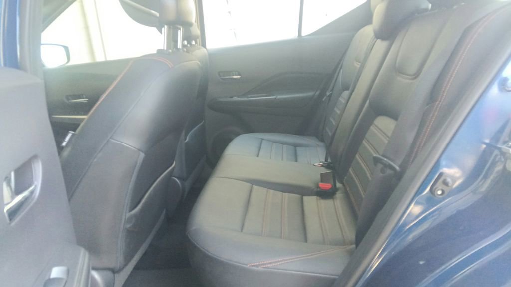 Used 2019 Nissan Kicks SR w/ SR Premium Package FWD image 30