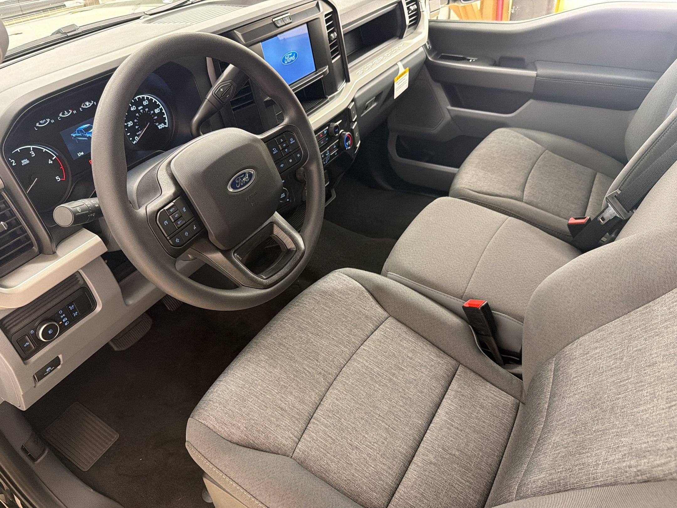 New 2026 Ford F250 XL w/ STX Appearance Package AWD/4WD image 4