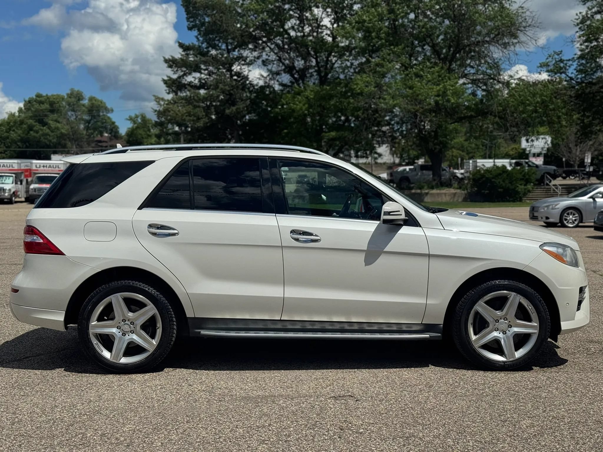 Used 2014 Mercedes-Benz ML 550 4MATIC image 5