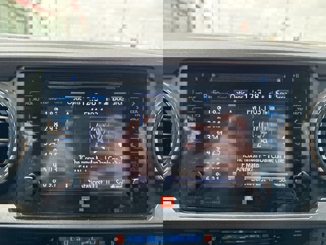 Used 2019 Toyota Tacoma TRD Off-Road image 28