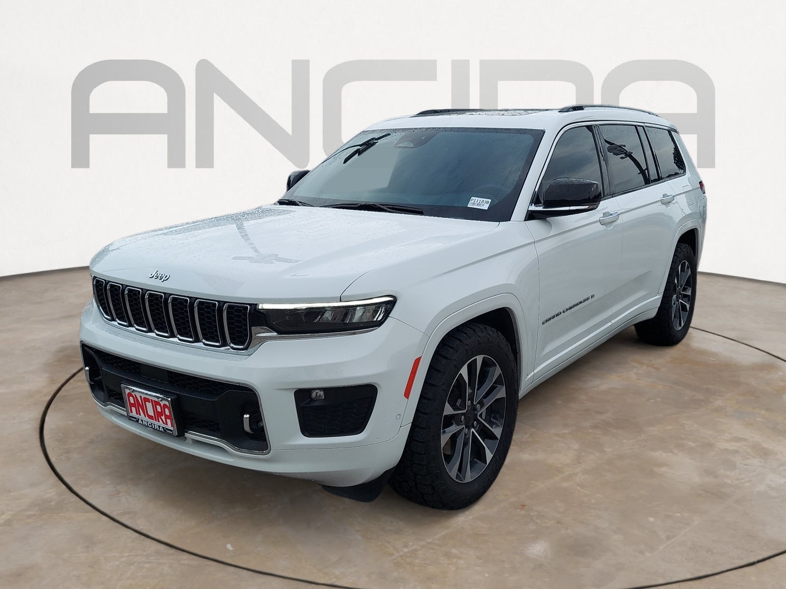 Used 2023 Jeep Grand Cherokee L Overland AWD/4WD image 6