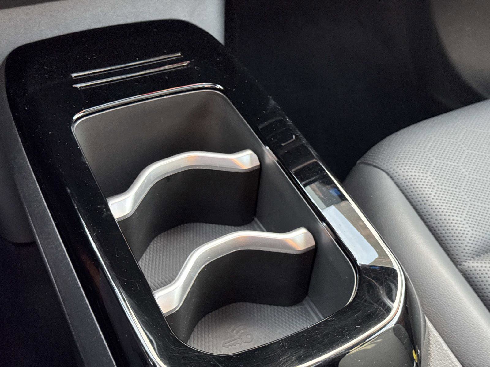 Used 2022 Volkswagen ID.4 Pro S image 24