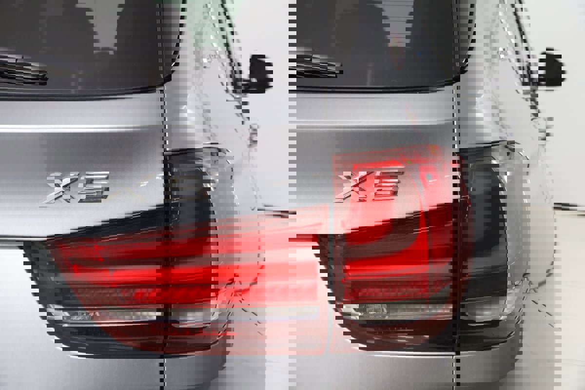 Used 2017 BMW X5 xDrive40e image 50