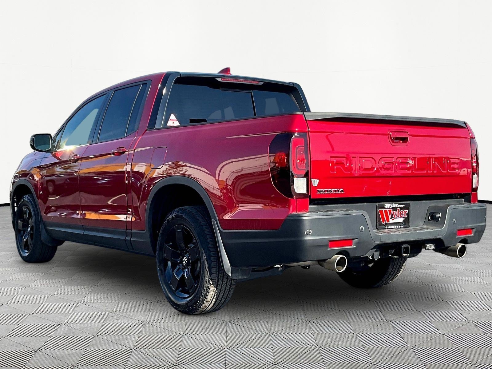 Used 2024 Honda Ridgeline Black Edition image 4