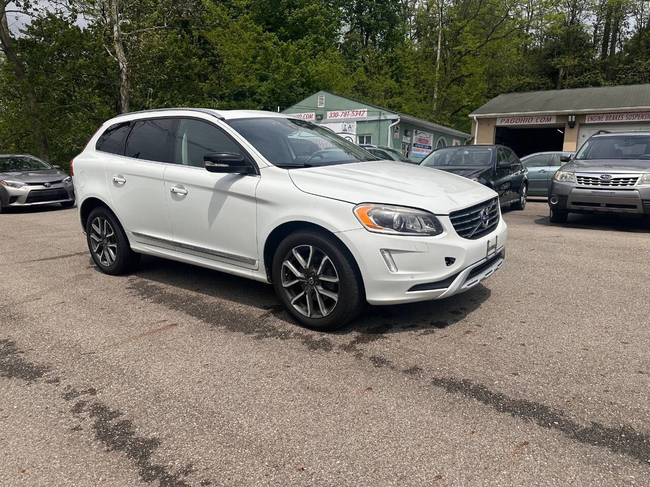 Used 2017 Volvo XC60 T6 Dynamic w/ Preferred Option Package