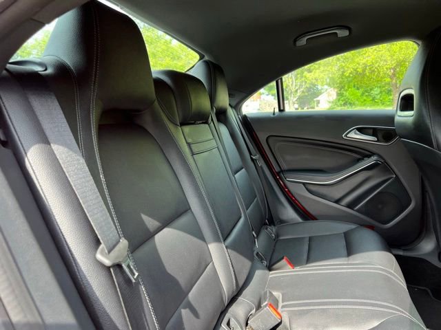 Used 2017 Mercedes-Benz CLA 250 image 21