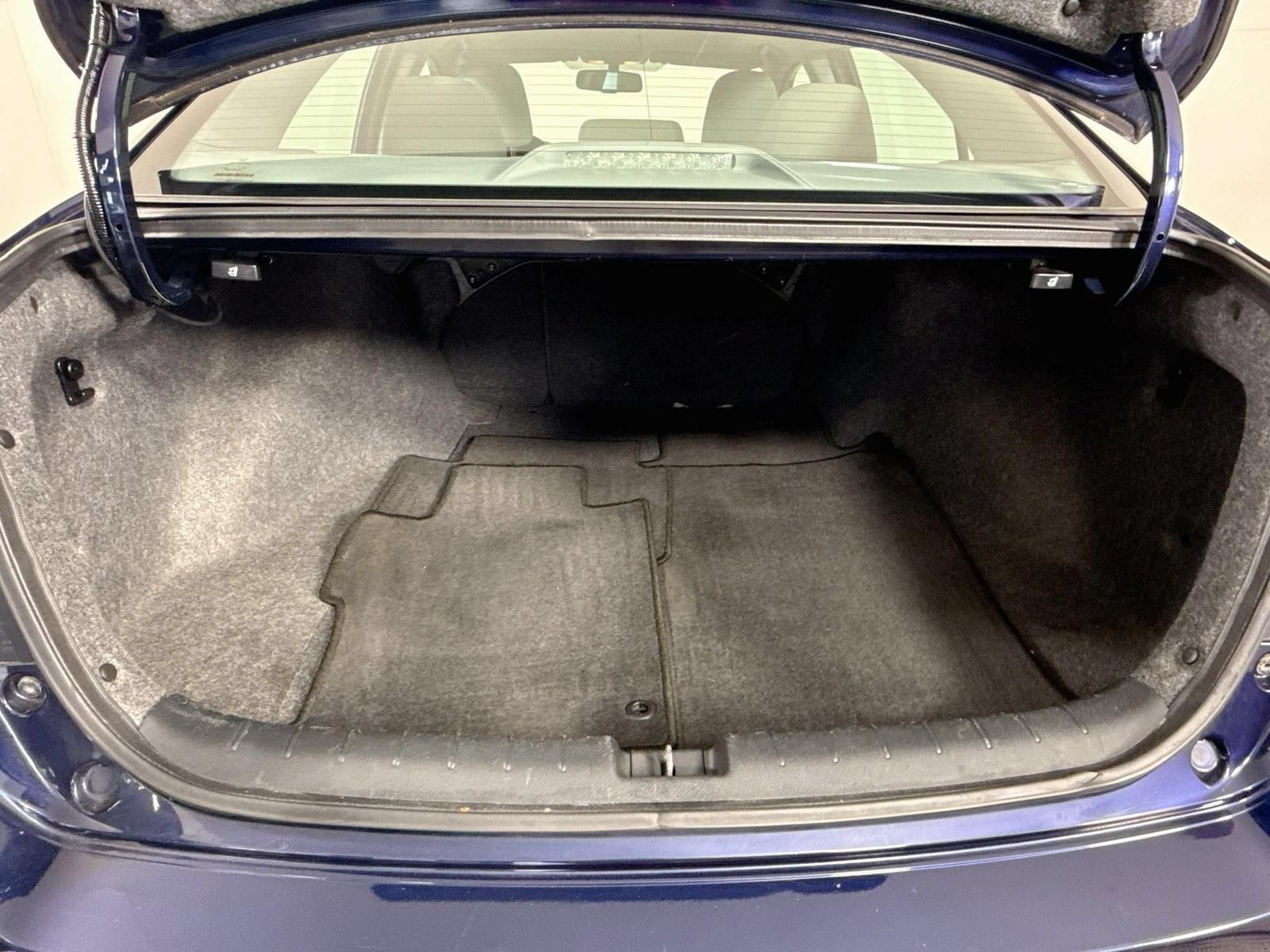 Used 2017 Honda Accord EX-L image 24