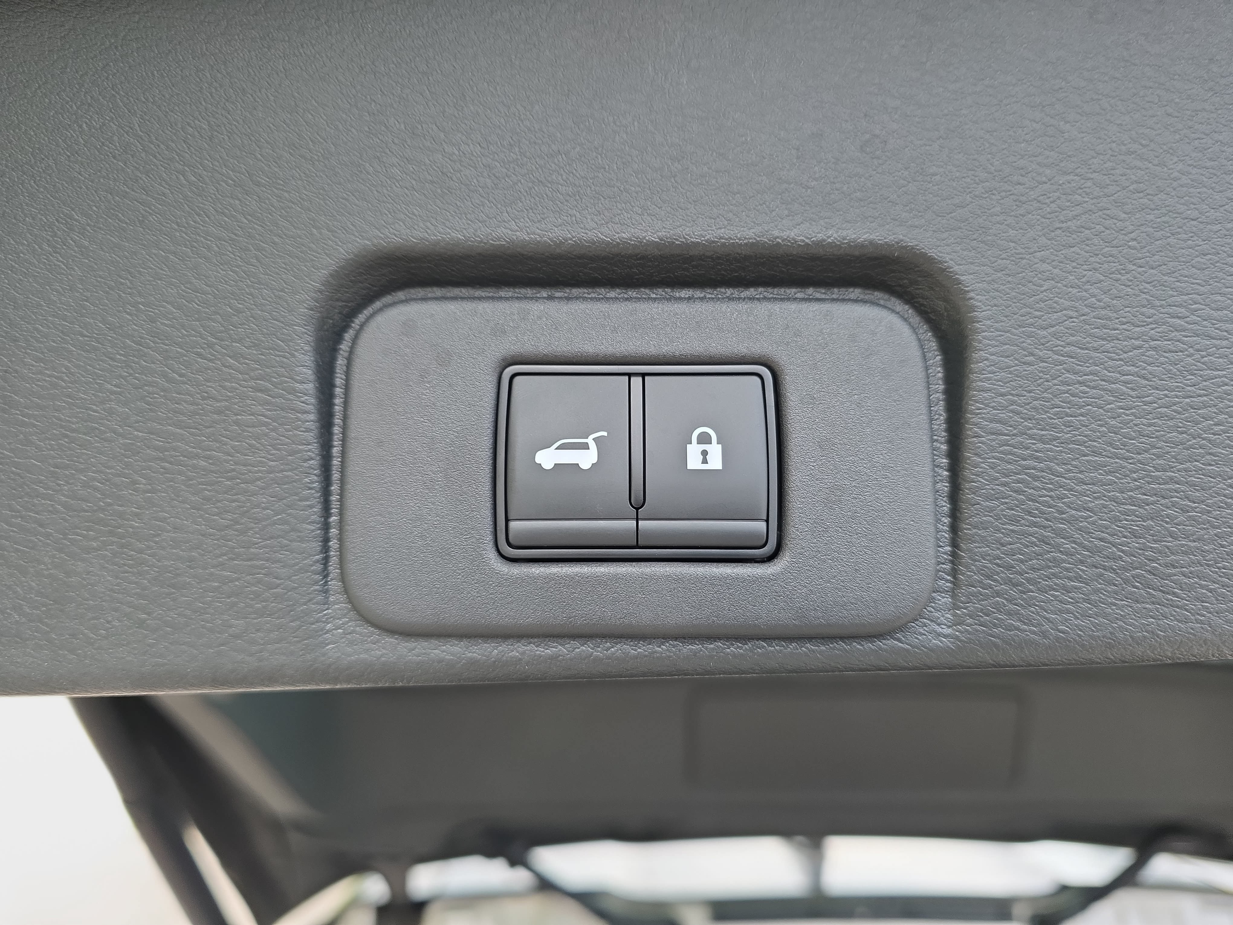Used 2023 Nissan Rogue Platinum w/ Platinum Premium Package AWD/4WD image 13