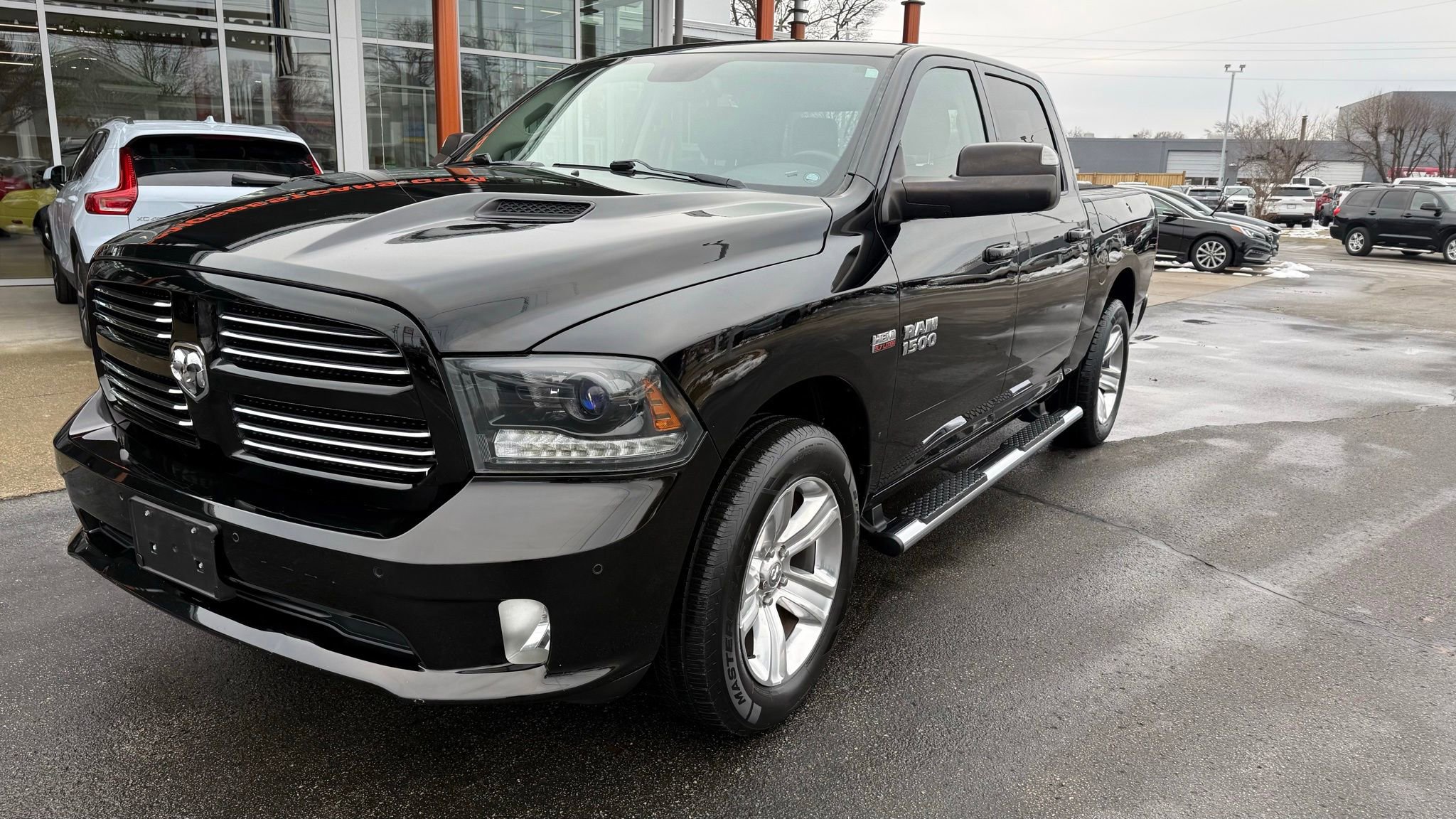 Used 2015 RAM 1500 Sport image 2