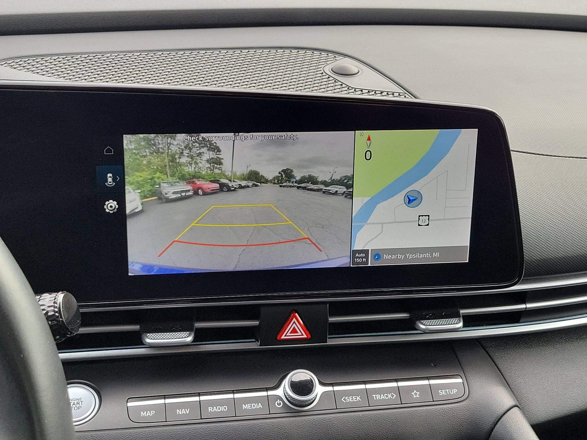 Used 2025 Hyundai Elantra SEL FWD image 17