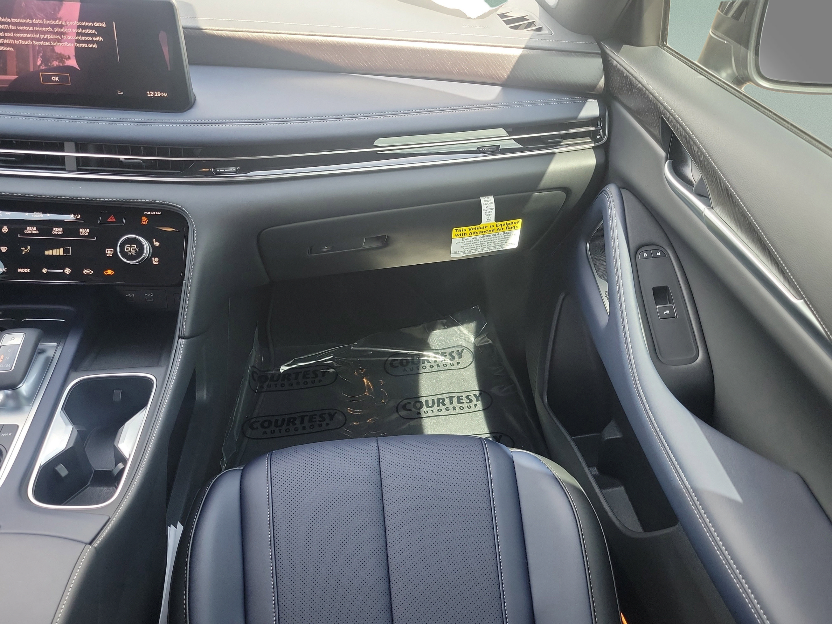 Certified 2026 INFINITI QX60 Sport w/ Dark Cargo Package AWD/4WD image 10