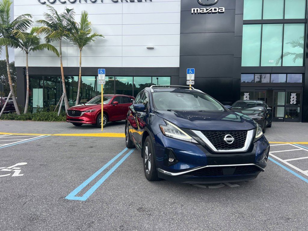 Used 2020 Nissan Murano Platinum image 3