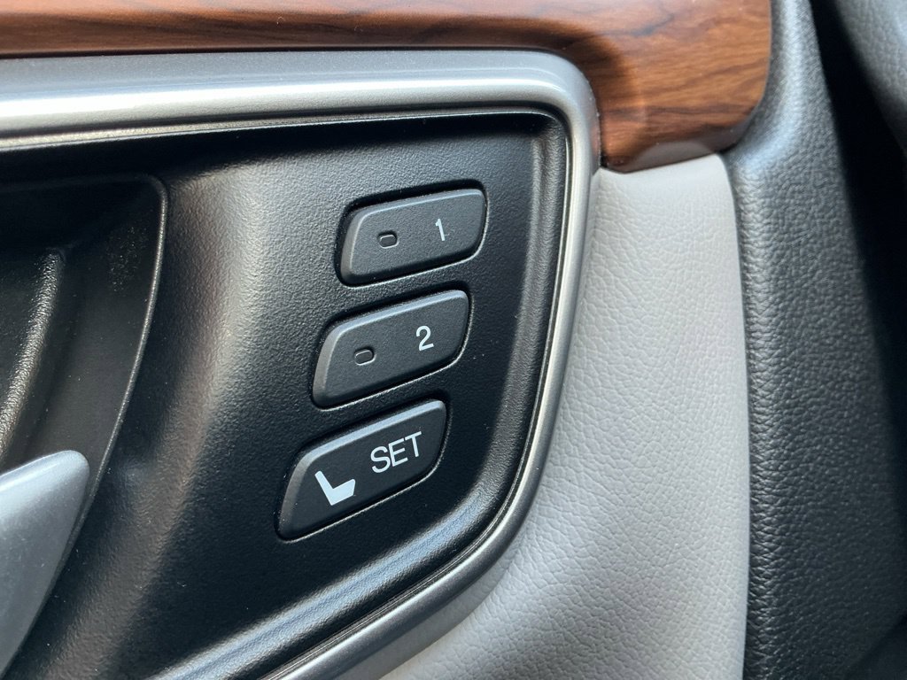 Used 2022 Honda CR-V Touring image 23