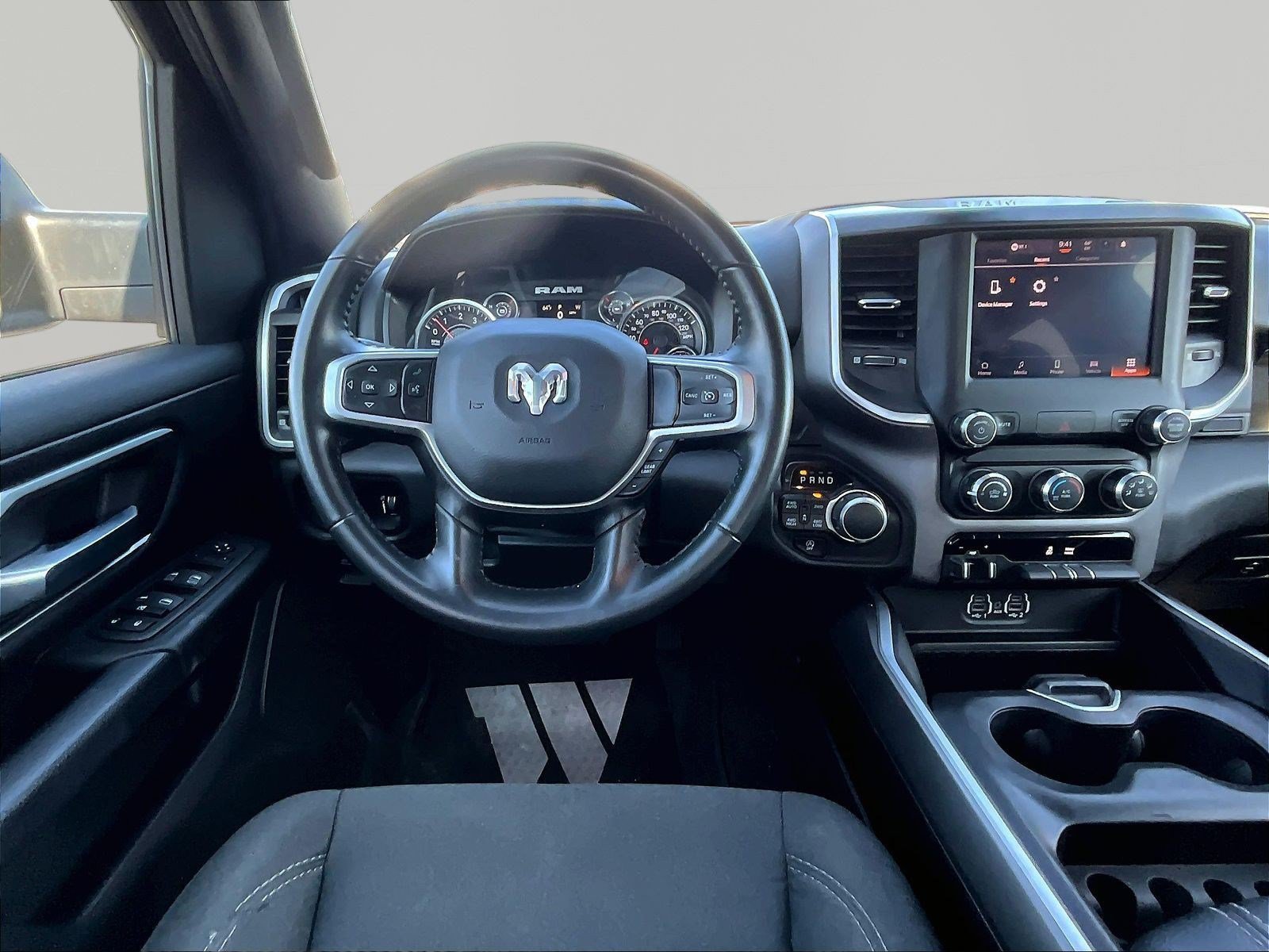 Used 2022 RAM 1500 Big Horn AWD/4WD image 9