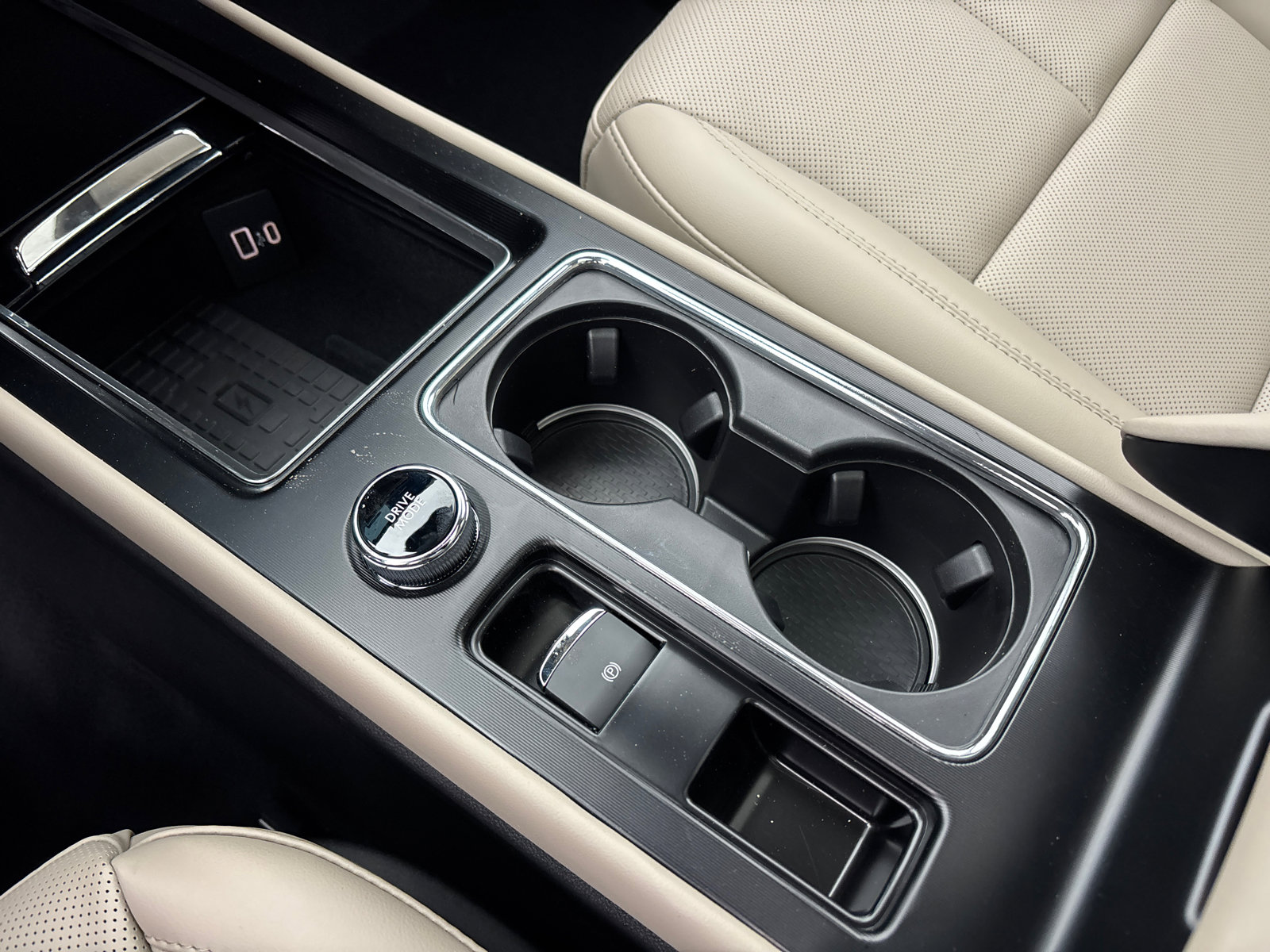 New 2026 Lincoln Corsair Premiere image 24