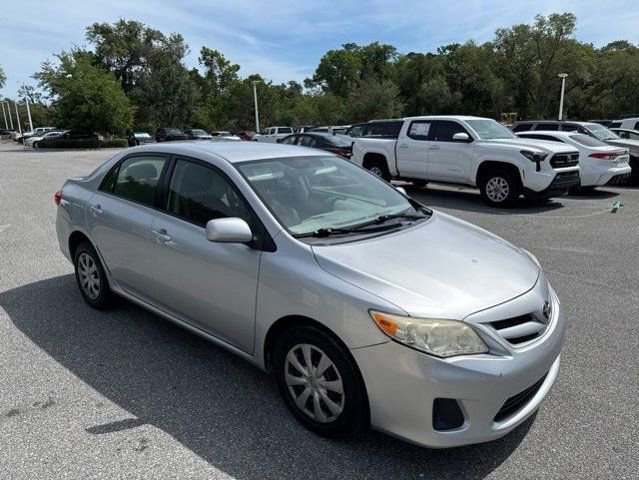Used 2011 Toyota Corolla LE FWD image 3