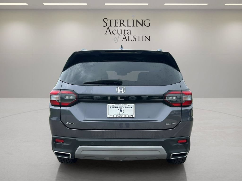 Used 2024 Honda Pilot Elite image 6
