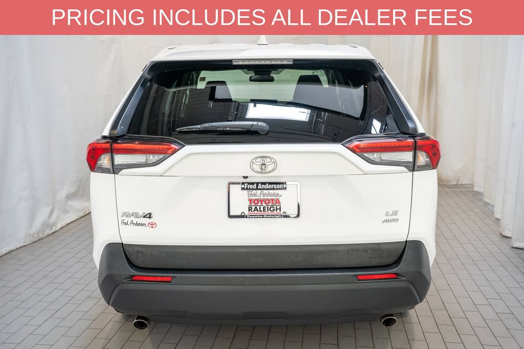 Certified 2025 Toyota RAV4 LE AWD/4WD image 4