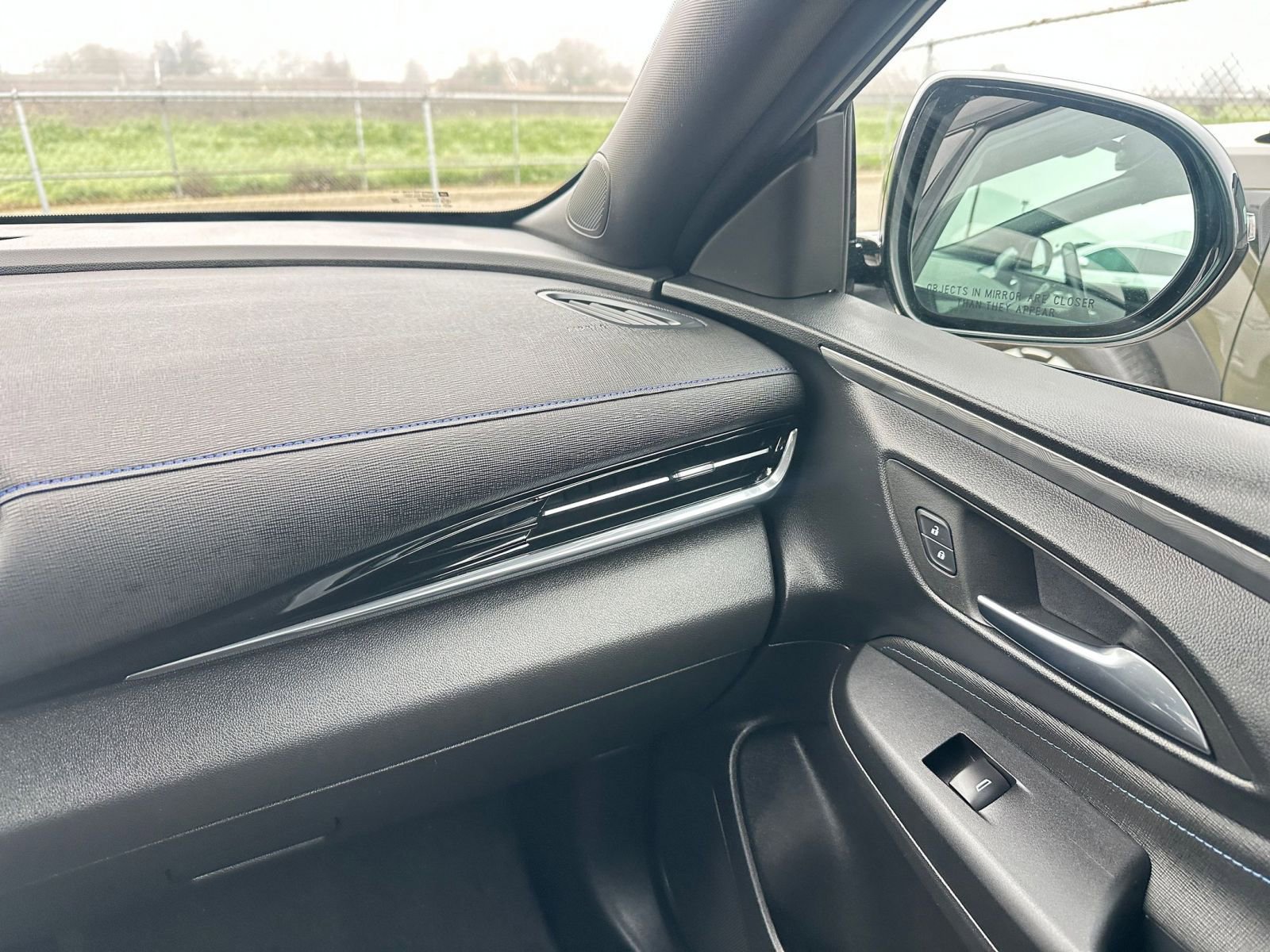 Used 2025 Buick Envista Sport Touring image 33