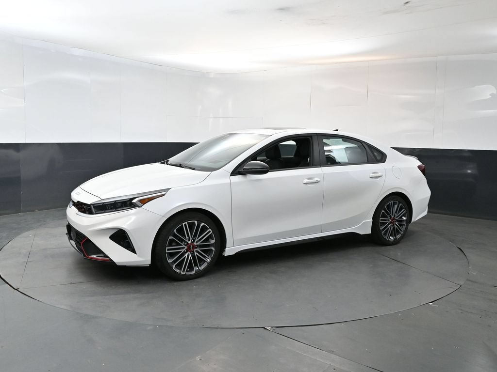 Used 2023 Kia Forte GT w/ GT2 Package FWD image 2