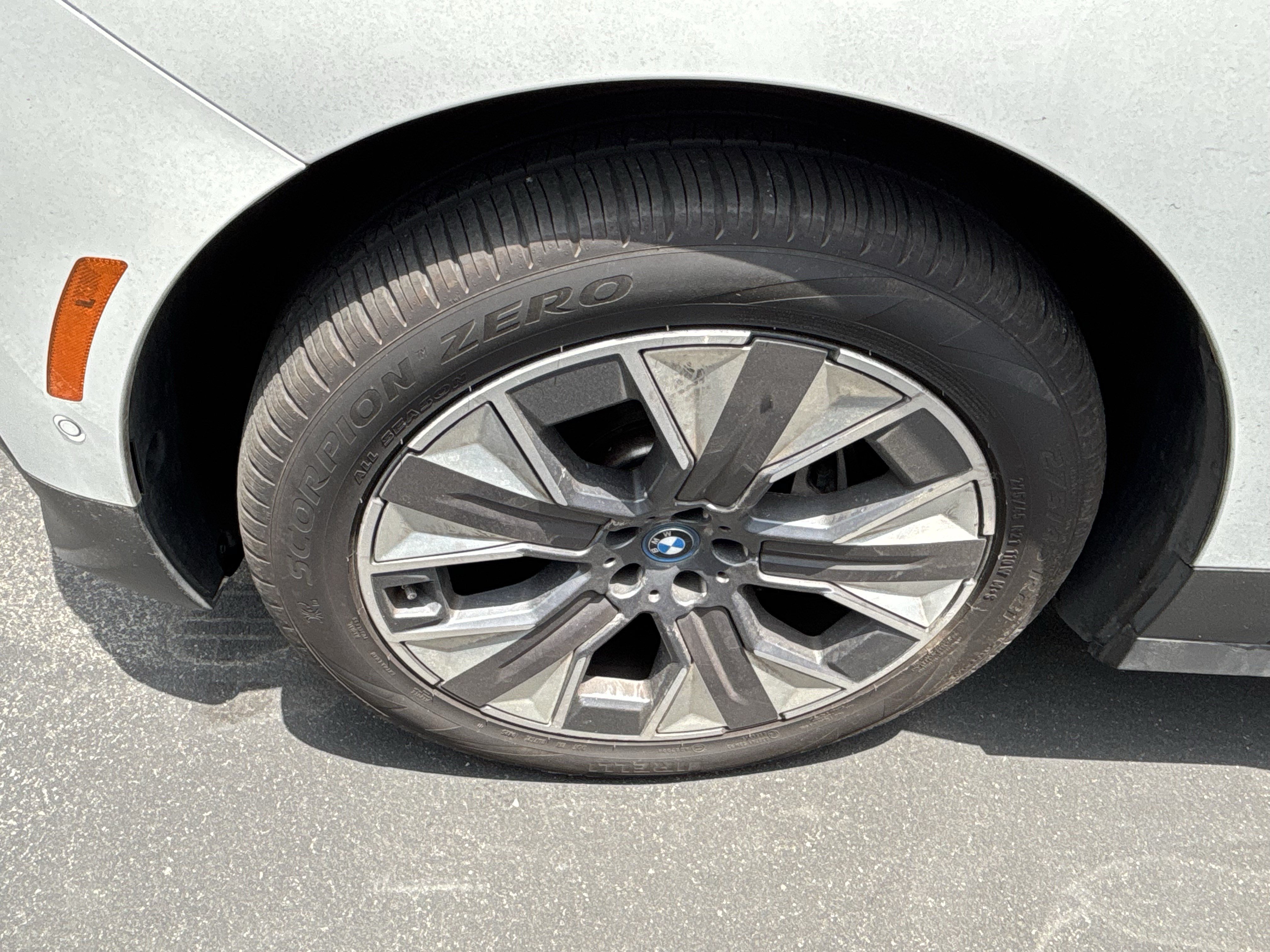 Certified 2024 BMW iX xDrive50 AWD/4WD image 37