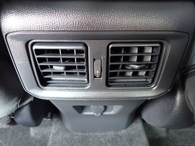 Certified 2023 Toyota RAV4 LE AWD/4WD image 18
