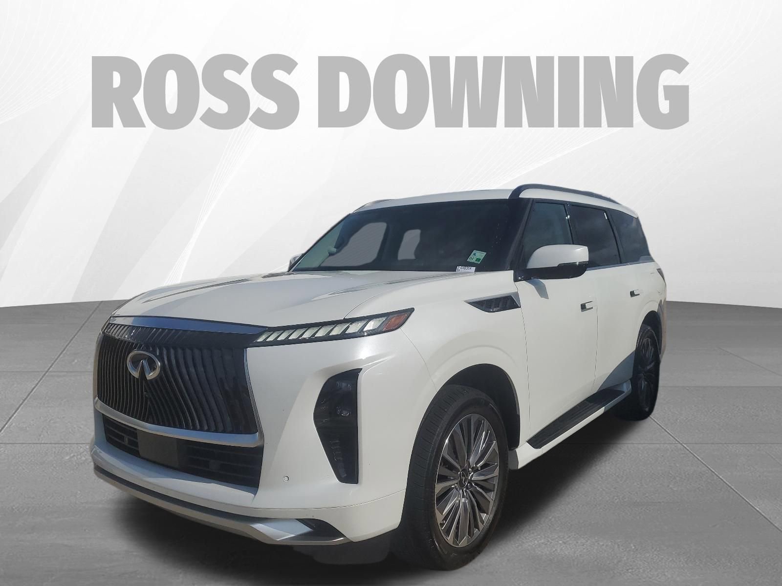 Used 2025 INFINITI QX80 Sensory AWD/4WD image 3