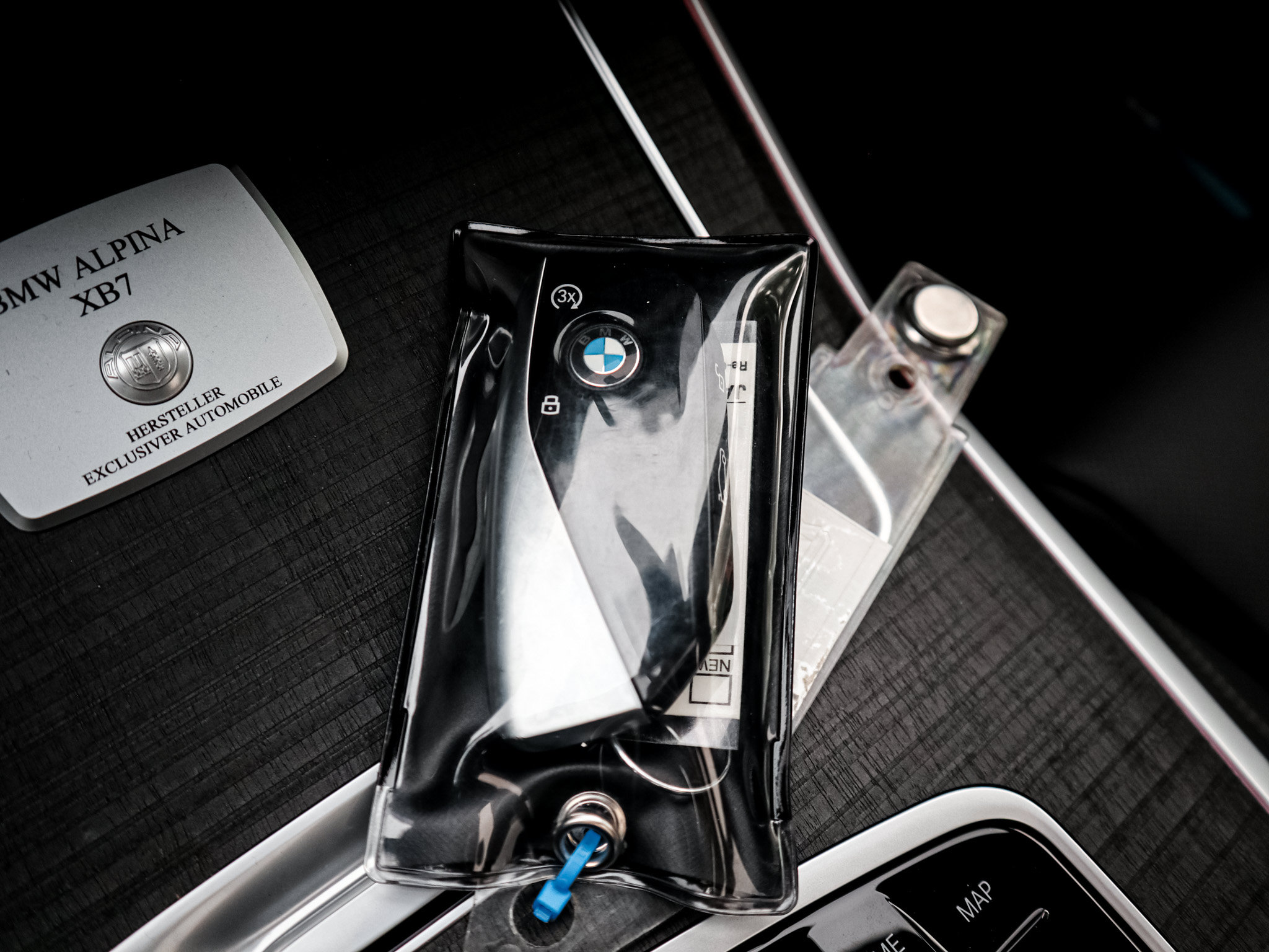 Used 2025 BMW ALPINA XB7 AWD/4WD image 37