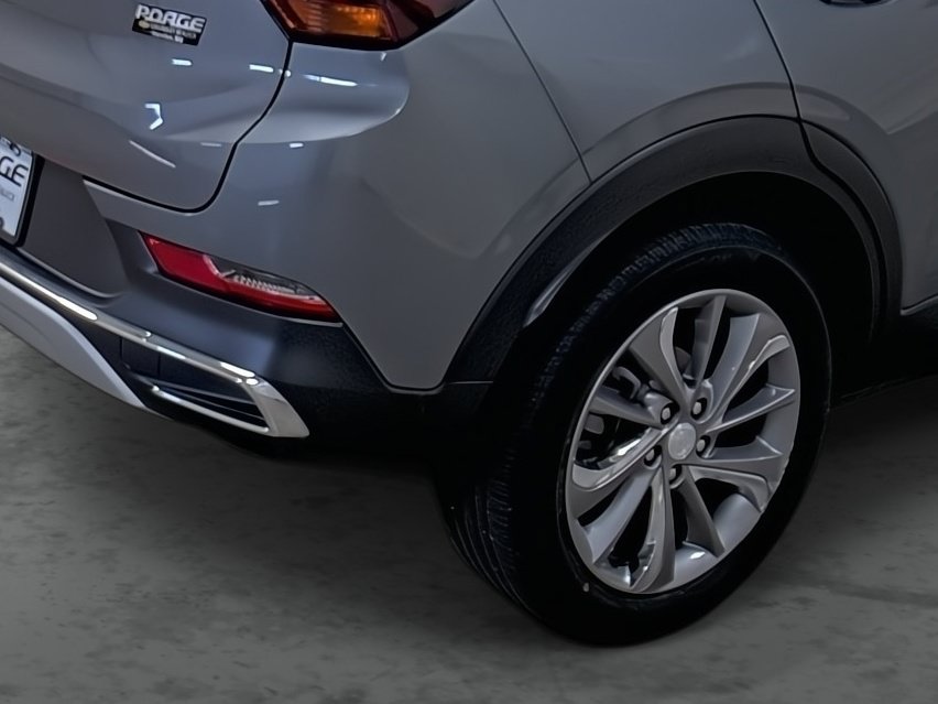Used 2022 Buick Encore GX Essence w/ Experience Buick Package AWD/4WD image 12