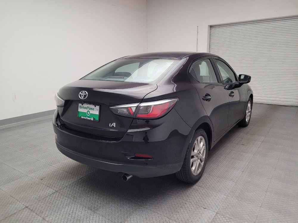 Used 2017 Toyota Yaris iA FWD image 7