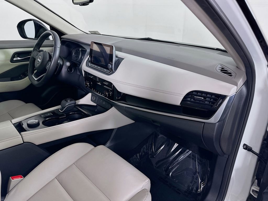 Certified 2023 Nissan Rogue SL image 39