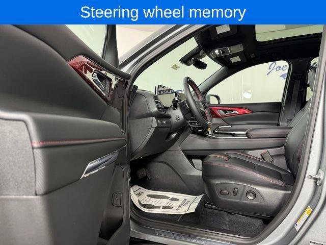 New 2026 Chevrolet Traverse RS image 11