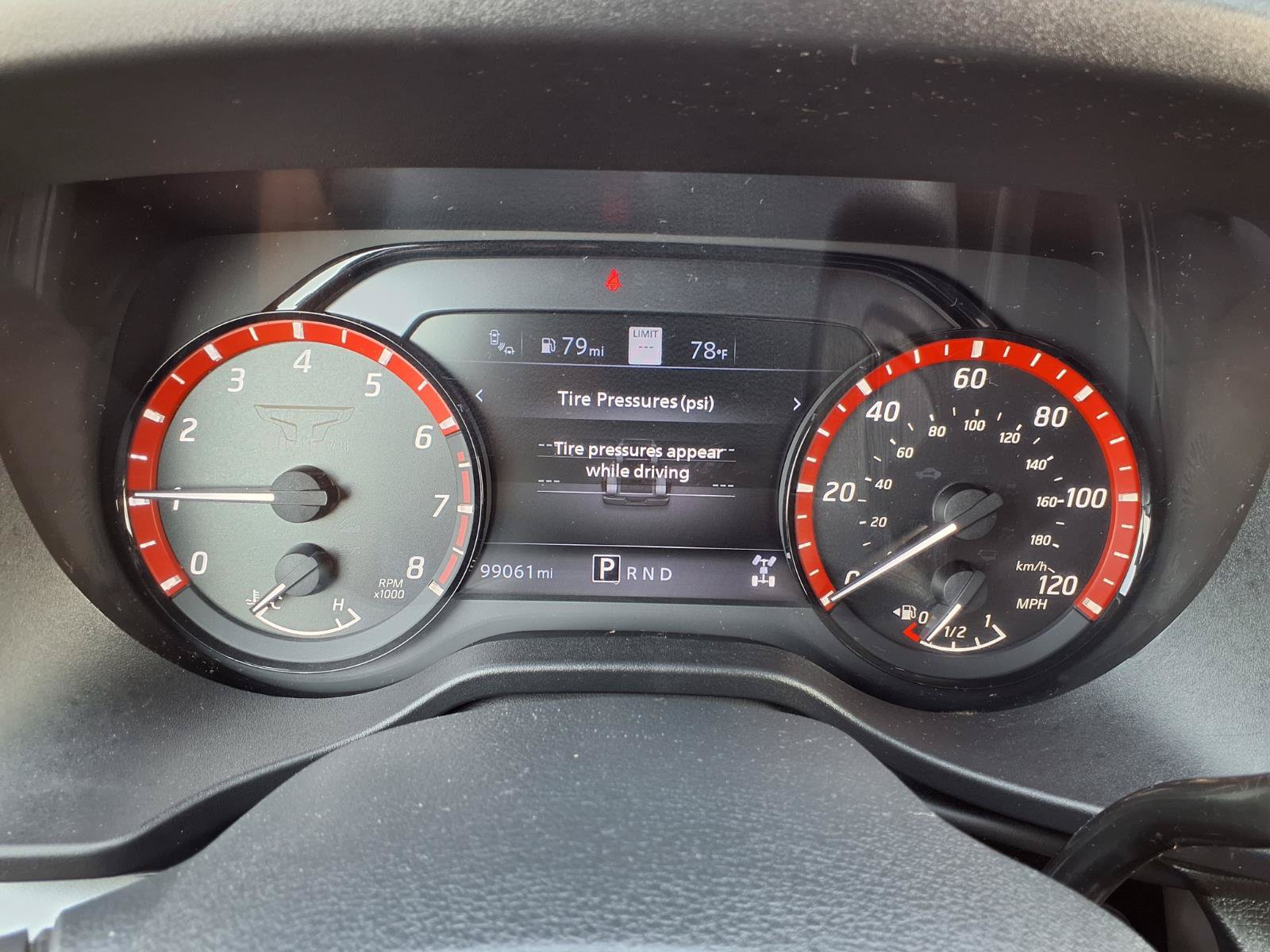 Used 2023 Nissan Titan PRO-4X w/ Pro-4x Convenience Package AWD/4WD image 14