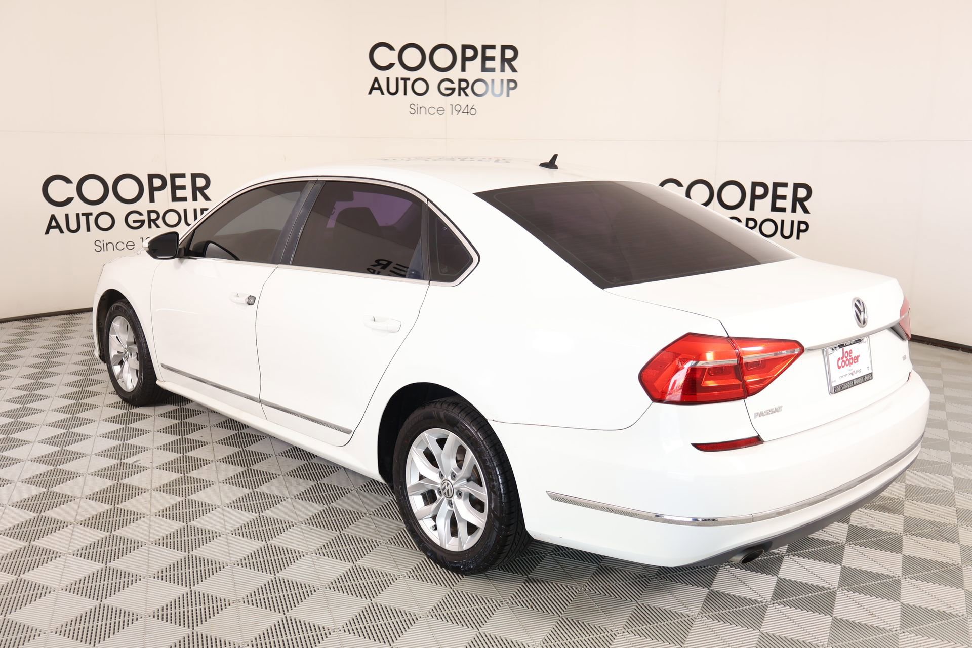 Used 2016 Volkswagen Passat 1.8T S FWD image 21